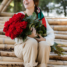 Exquisite Red Long Stem Roses [40Boxes Exclusive]
